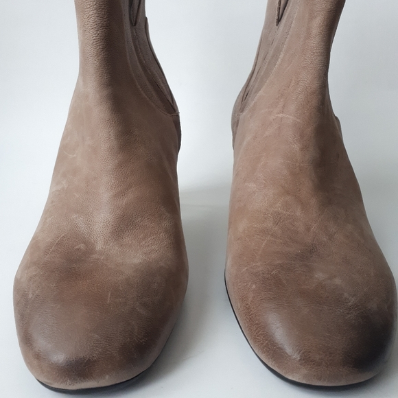 Grigiarancio | NWOT Leather Ankle Booties - Picture 3 of 13